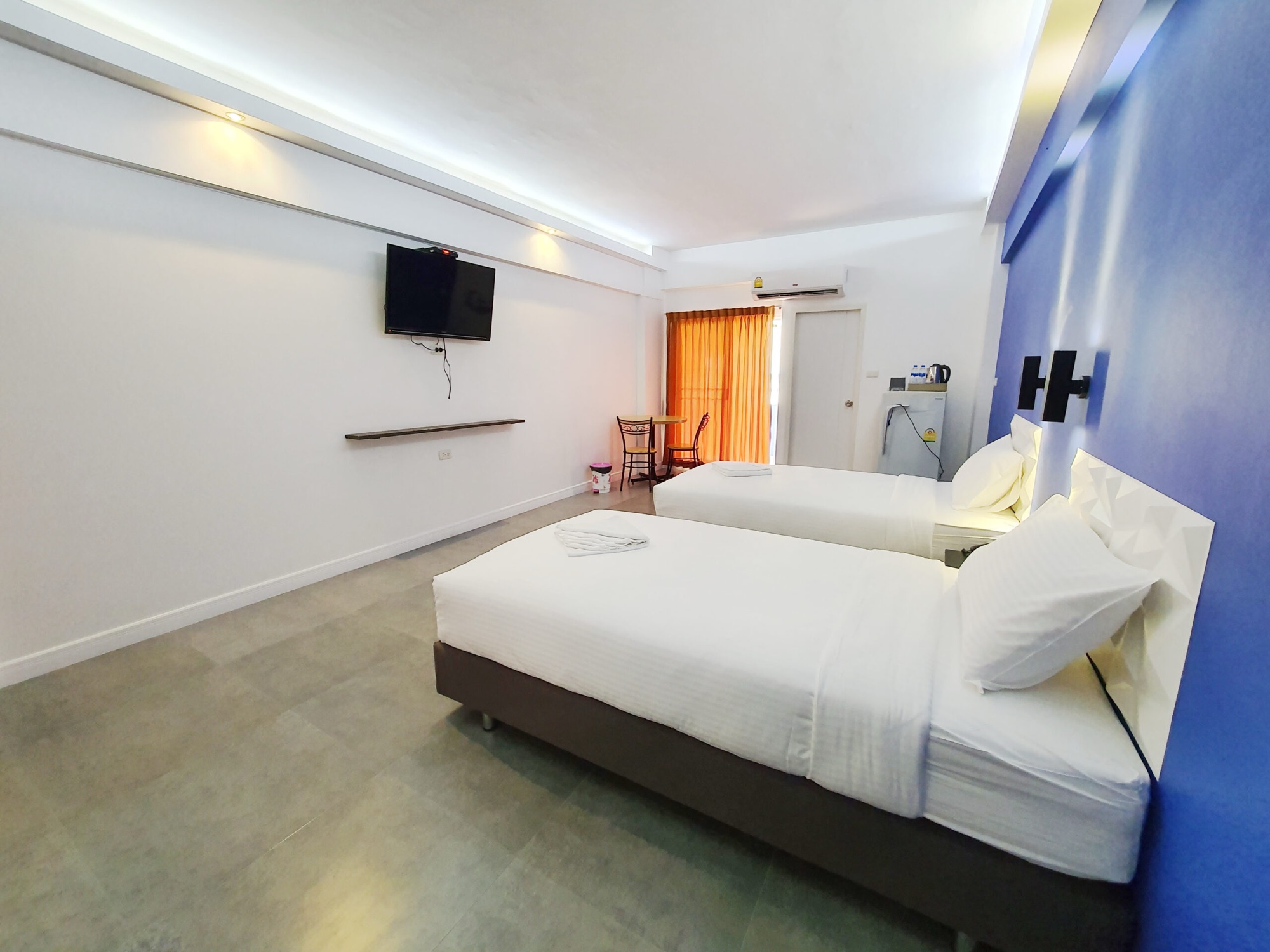 ห้องพักรายวันเตียงคู่กว้างสะอาด TS HOME